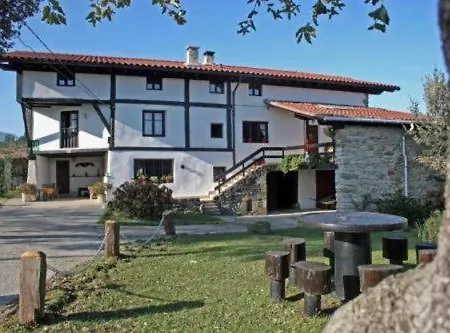 Hostel Rural Montebaserria Ziortza-Bolibar