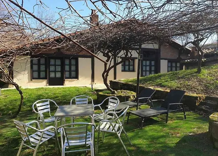 Rural Montebaserria Hostel